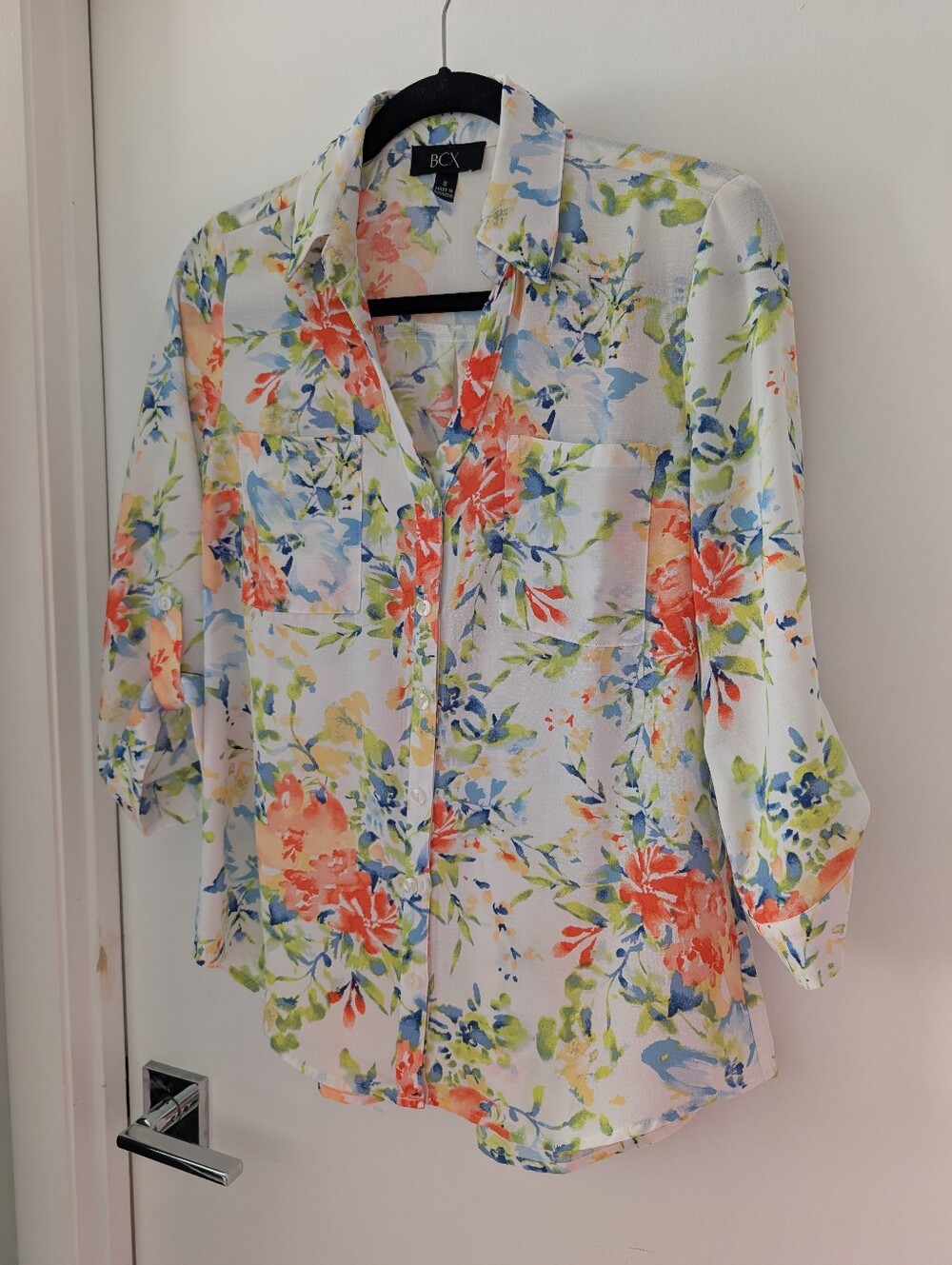 BCX Floral Button-Front Women's Blouse - White with Coral & Blue Flowers